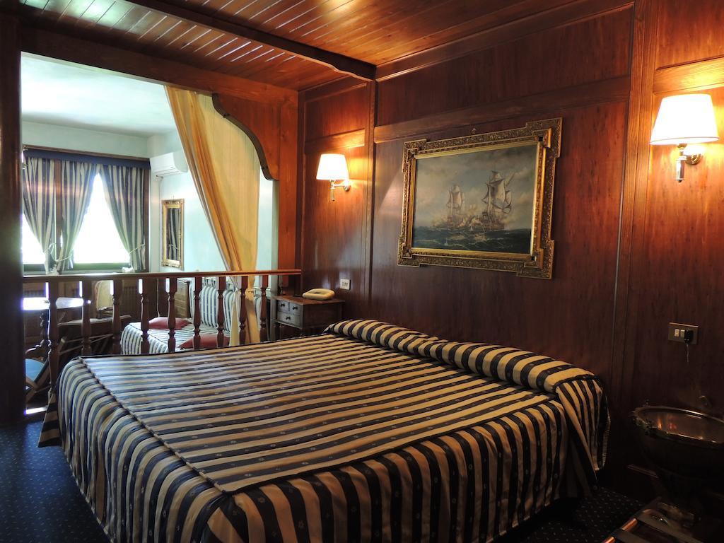 Country Relais I Due Laghi Villa Anguillara Sabazia Phòng bức ảnh
